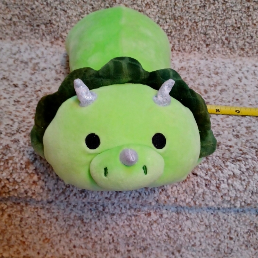 Squishmallows Tristan the Triceratops, Lying Down